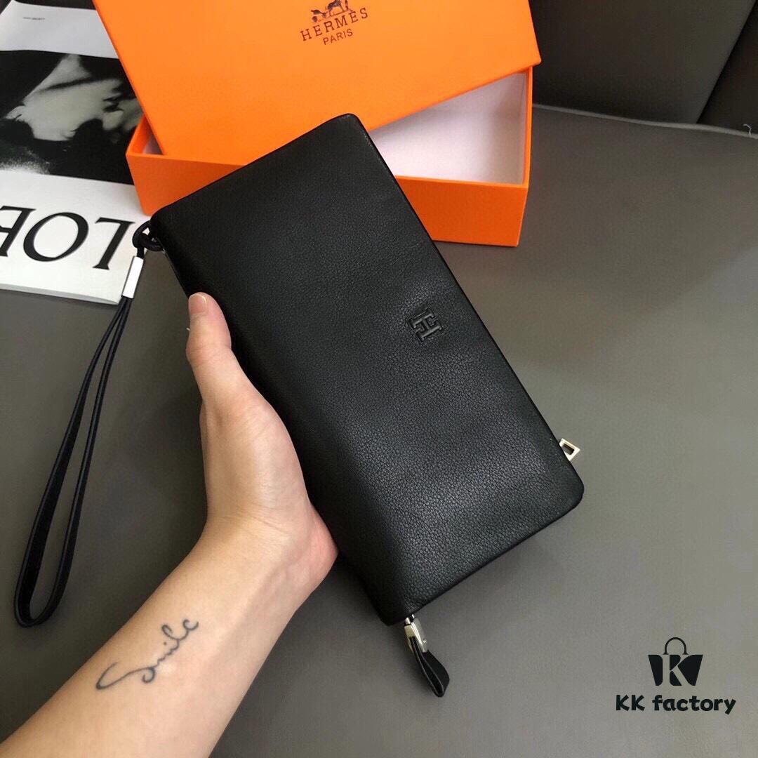 692f17455464a31cf521a728 Hermès Black Leather Handheld Clutch Bag 21x10 Model 90095