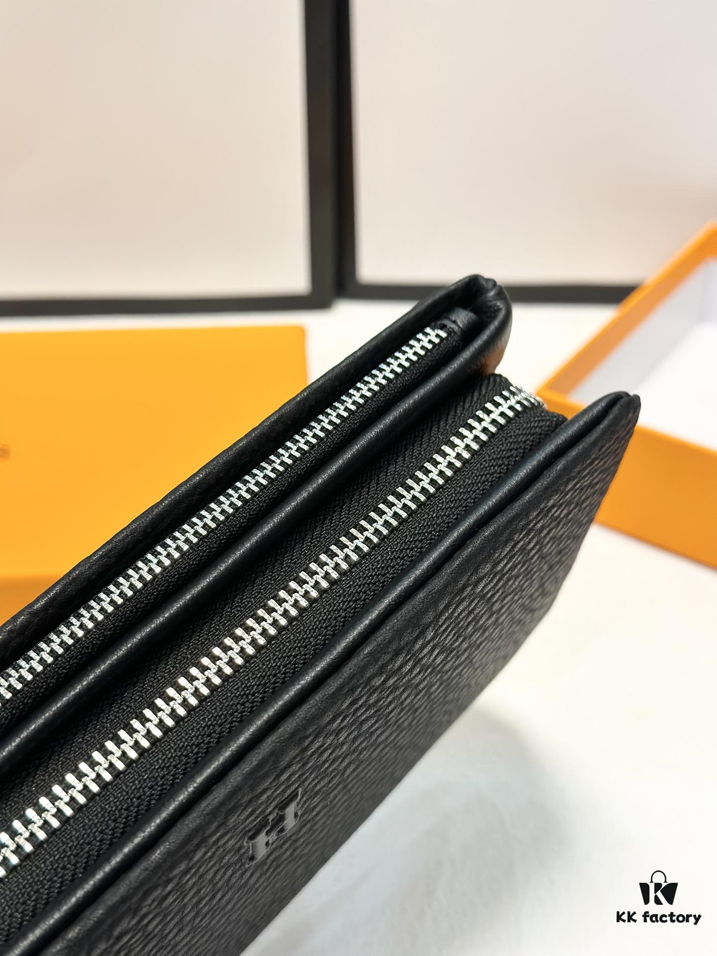 692faa9499f2d84055c862db Hermès New Arrival Men's Small Clutch Wallet in Black, 20x10, Top-Grade Calfskin