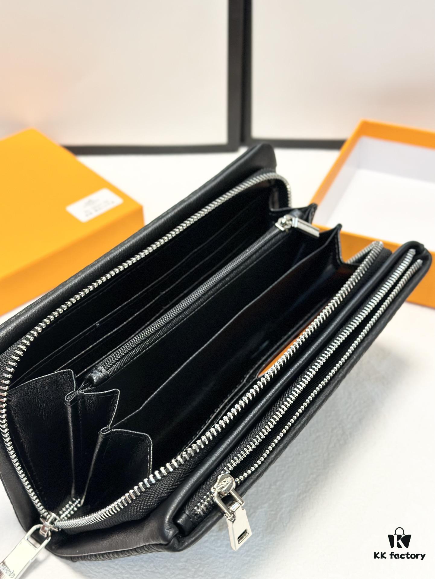 692faabf99f2d84055c86326 Hermès New Arrival Men's Small Clutch Wallet in Black, 20x10, Top-Grade Calfskin