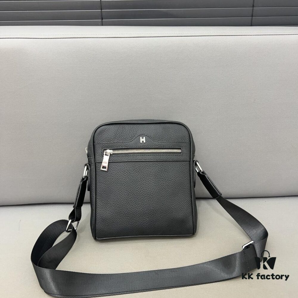 692faaee99f2d84055c86399 Hermès Embossed Shoulder Bag for Men, Leather Crossbody Bag, Casual Business Style, Exquisite Inlay Craftsmanship, Classic and Versatile Design