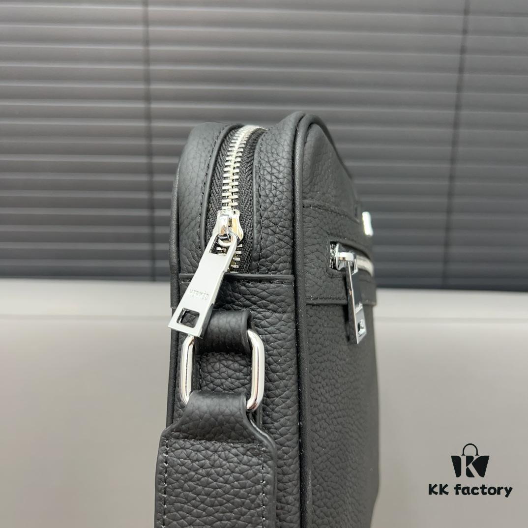 692faaee99f2d84055c8639b Hermès Embossed Shoulder Bag for Men, Leather Crossbody Bag, Casual Business Style, Exquisite Inlay Craftsmanship, Classic and Versatile Design