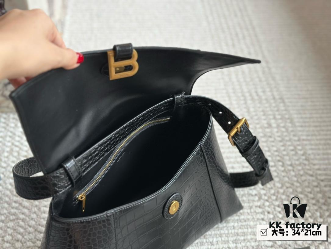 692fab1d99f2d84055c863ed Balenciaga Downtown New Hourglass Shape Bag 160 with Box!!