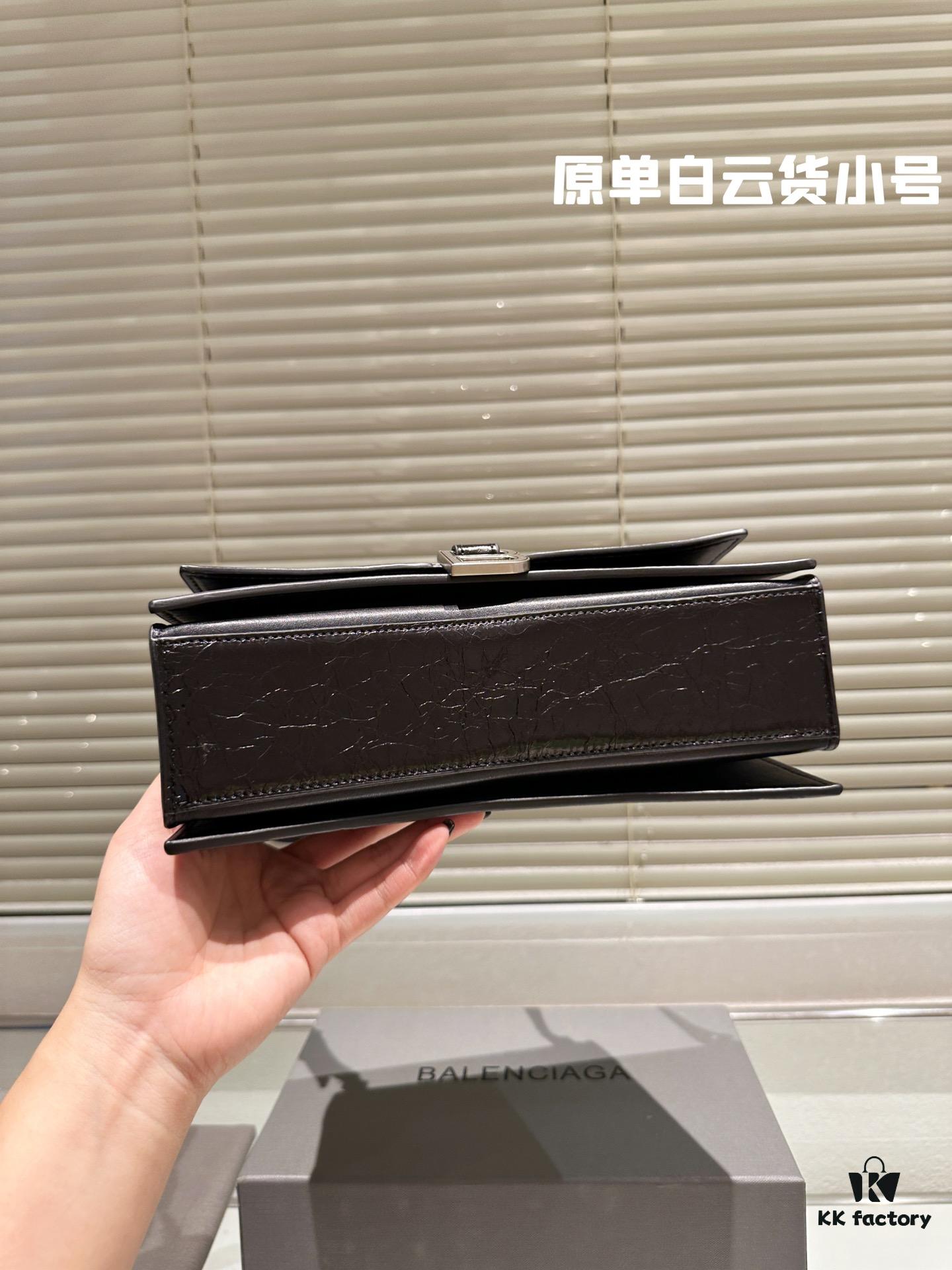 692fab3899f2d84055c8641d Balenciaga Autumn New Arrival Crush Bag in Top-Grain Leather