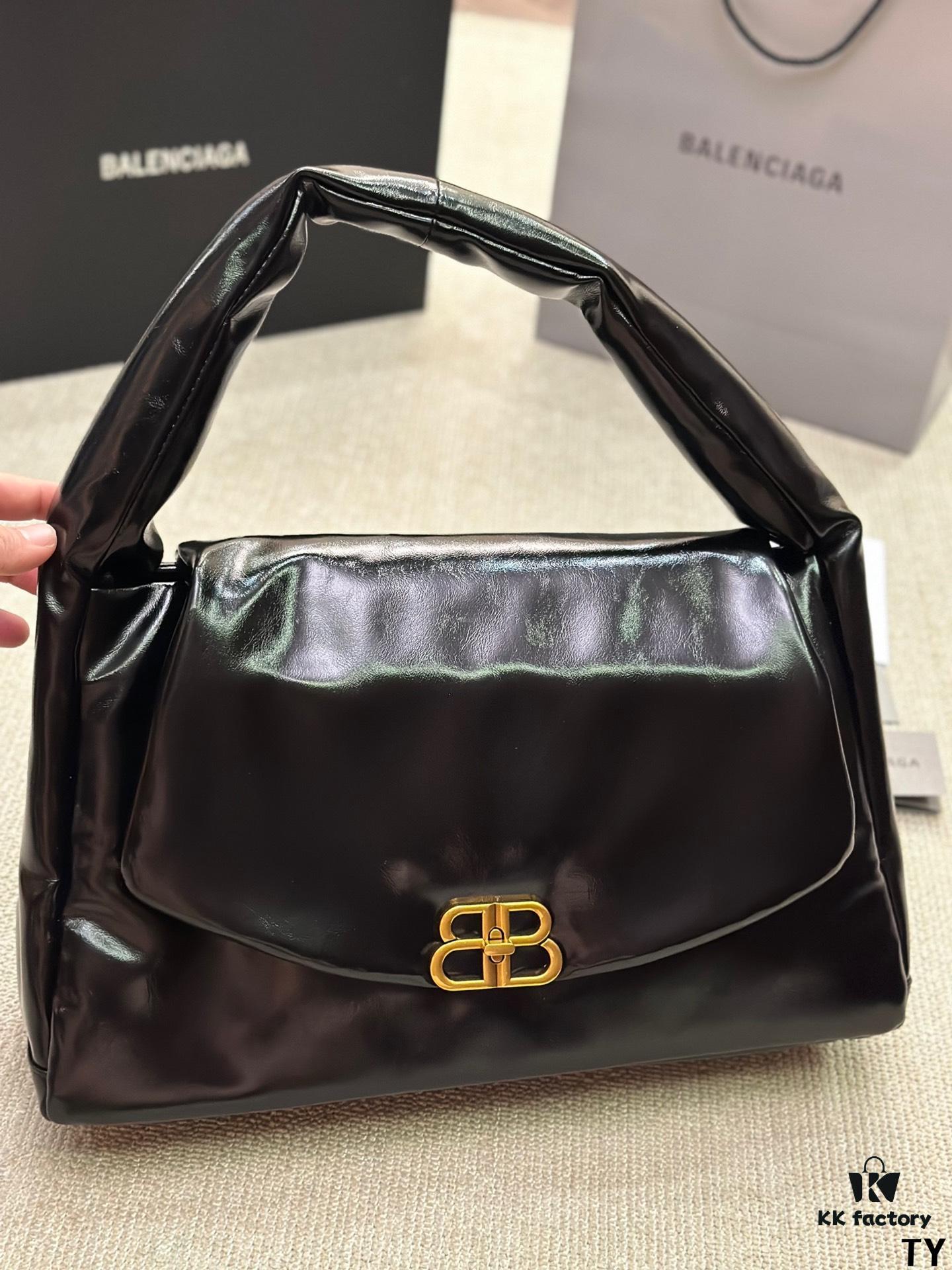 692fab4599f2d84055c8642d BALENCIAGA BB SOFT Flap Bag – Stunning Look, Unisex Style