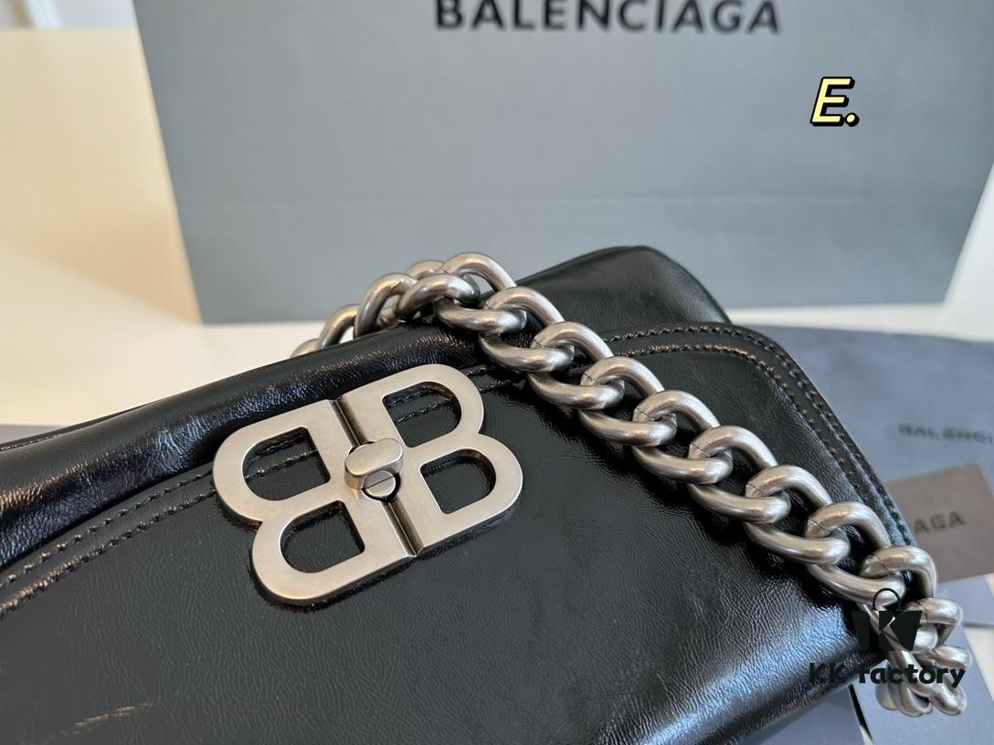692fab5399f2d84055c86444 Balenciaga Paris BB Soft Chain Bag Crossbody Bag