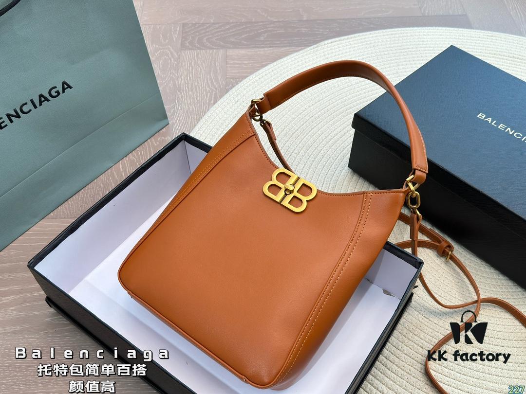 692fab5d99f2d84055c86458 4-Color Box Set Balenciaga Paris Unisex New Arrival Highly Sought After by Celebrities Original Fabric First-Quality High Attention Rate Size 23 24
