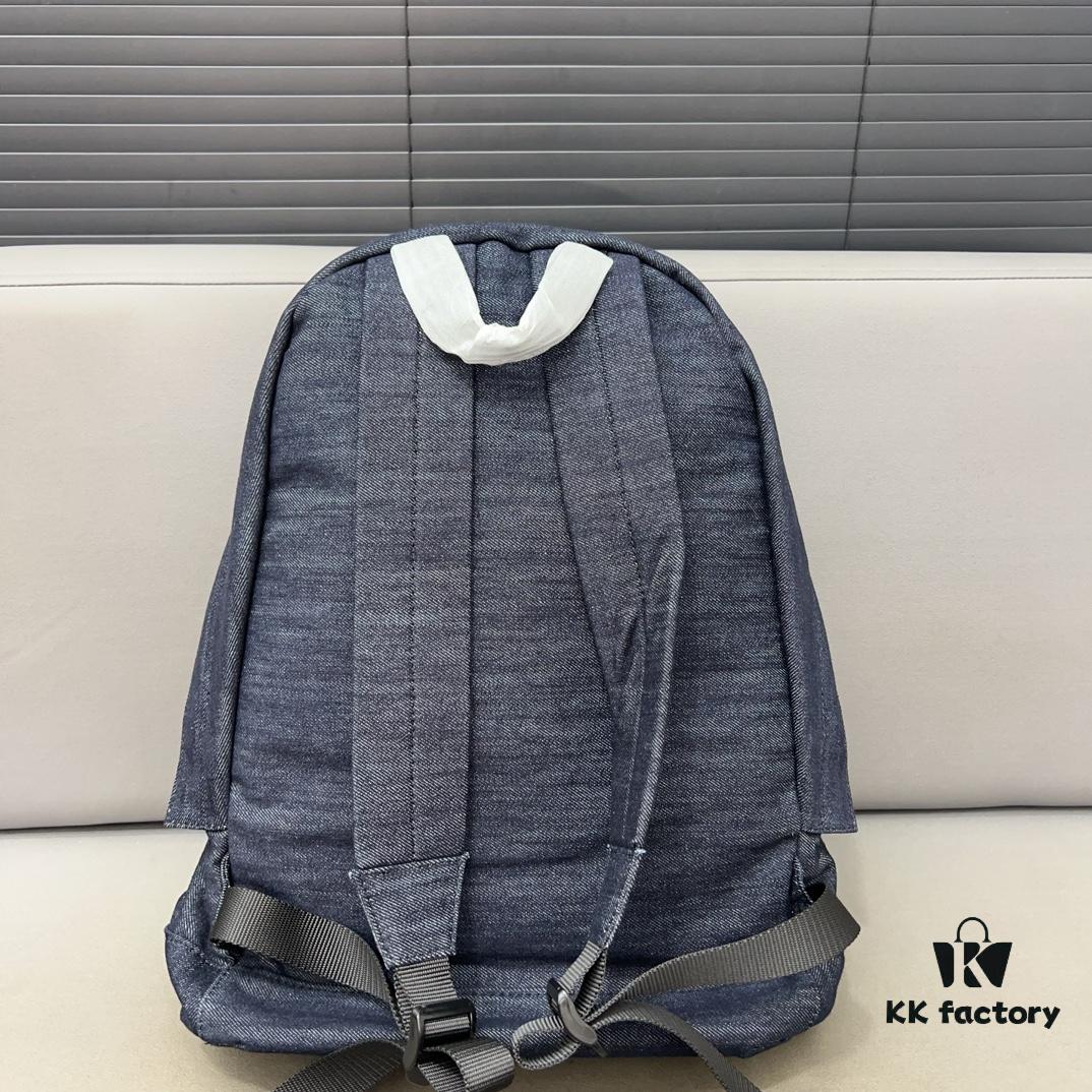 692fab6999f2d84055c86471 Balecntaga Balenciaga Unisex Backpack, Classic Replica Design with Precision Inlay Workmanship, 42 x 33 cm