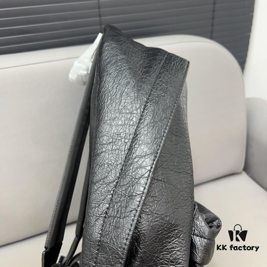 692fab6e99f2d84055c8647c Balecntaga Balenciaga Unisex Backpack Classic Replica Design with Exquisite Inlay Craftsmanship Original Factory Fabric 42 x 33 cm