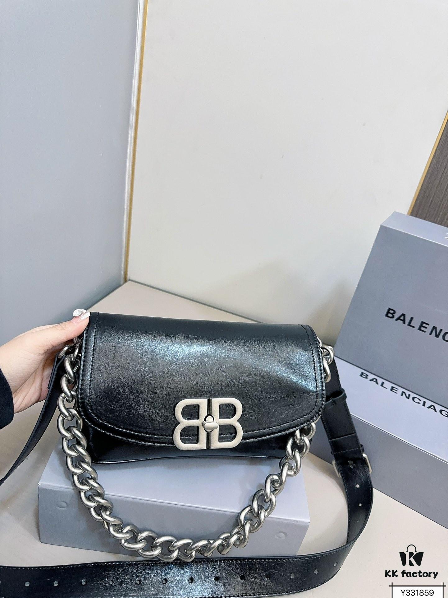692fab9199f2d84055c864b9 Balenciaga BB Soft Flap Bag with Foldable Box