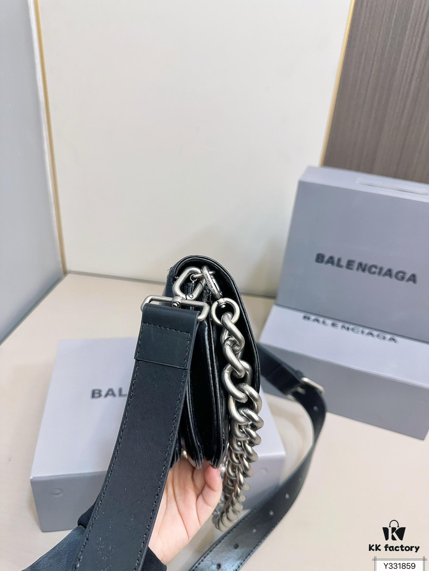 692fab9299f2d84055c864ba Balenciaga BB Soft Flap Bag with Foldable Box