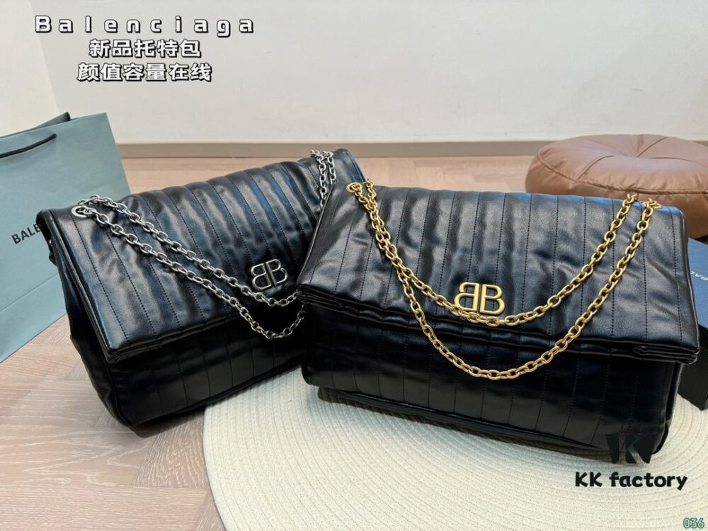 692fab9599f2d84055c864bb Balenciaga New Arrival Unisex Style Highly Sought After by Celebrities Original Fabric First Quality Extremely Eye-Catching Size 42 28