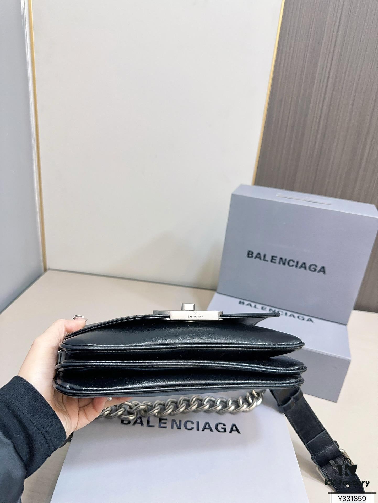 692fab9599f2d84055c864bc Balenciaga BB Soft Flap Bag with Foldable Box