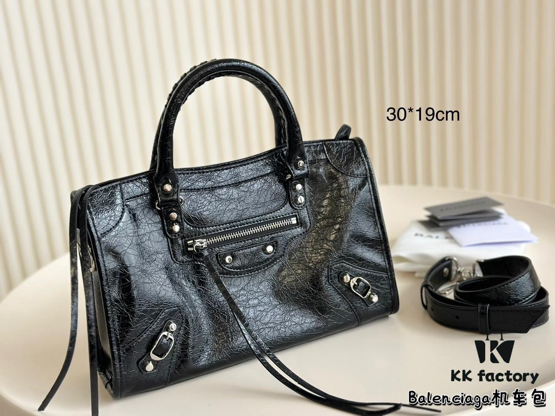 692fabc099f2d84055c86500 Foldable Bag