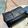 Balenciaga New Arrival Unisex Style Highly Sought After by Celebrities Original Fabric First Quality Extremely Eye-Catching Size 42 28