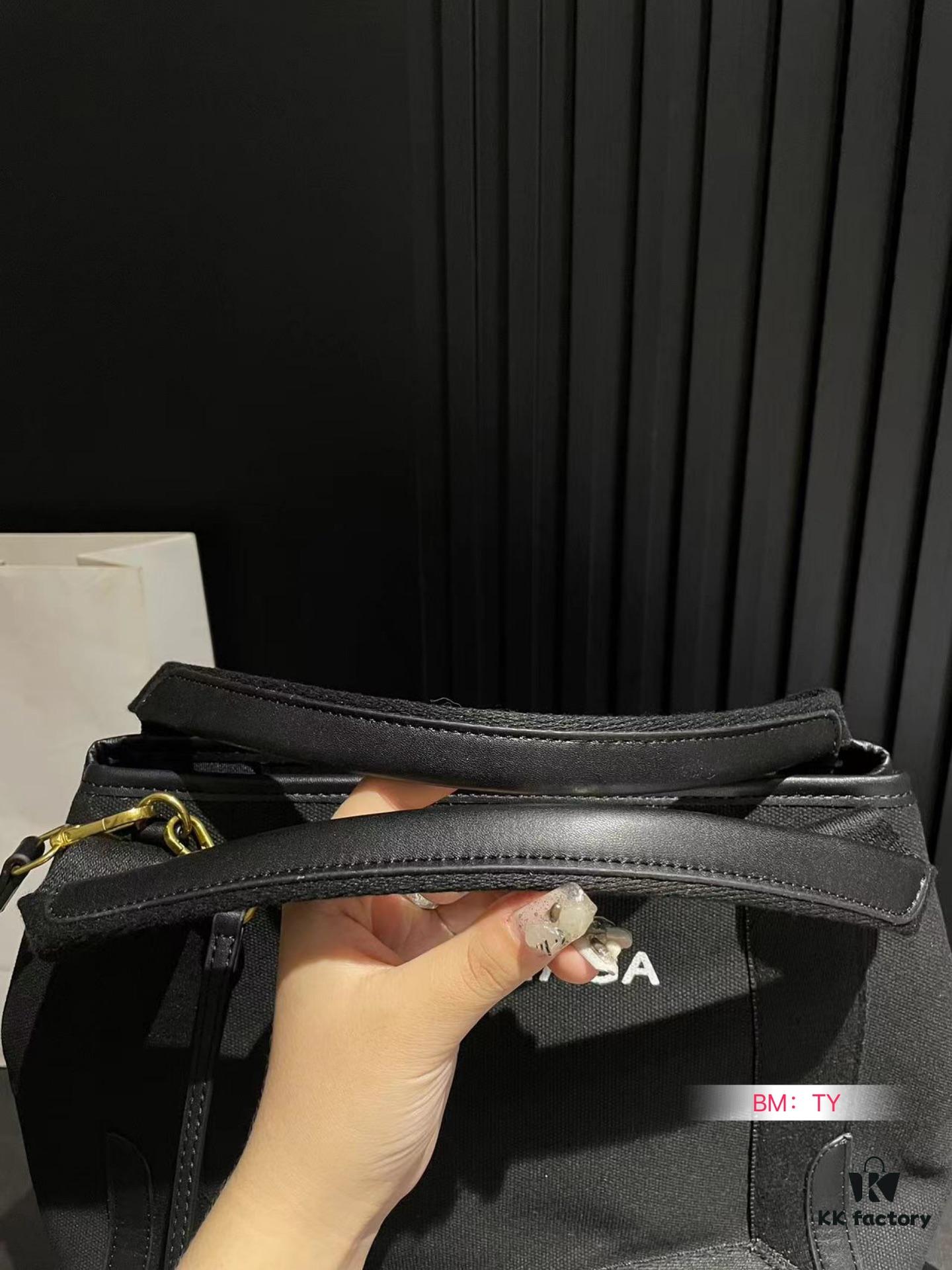692fabff99f2d84055c86549 Balenciaga Tote Bag Small and Large Size Unisex Casual Stylish Lightweight Spacious