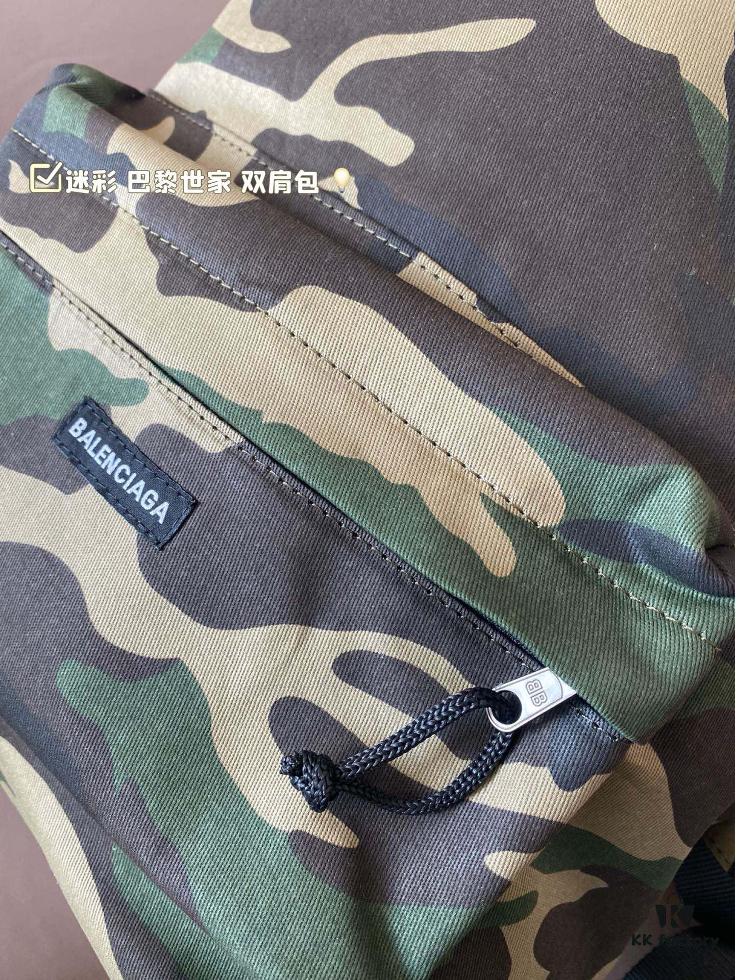 692fac3699f2d84055c865a1 Camouflage Balenciaga Backpack 34*44cm, Stylish for Both Men and Women
