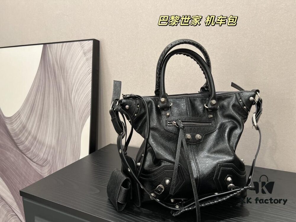 Balenciaga Motorcycle Bag - Classic Vision for the Future, Stylish Unisex Design