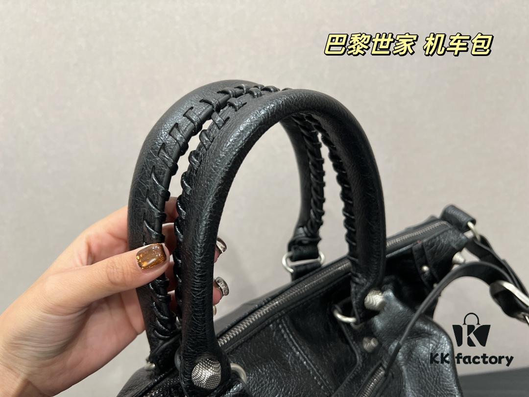 692fac7b99f2d84055c86601 Balenciaga Motorcycle Bag - Classic Vision for the Future, Stylish Unisex Design