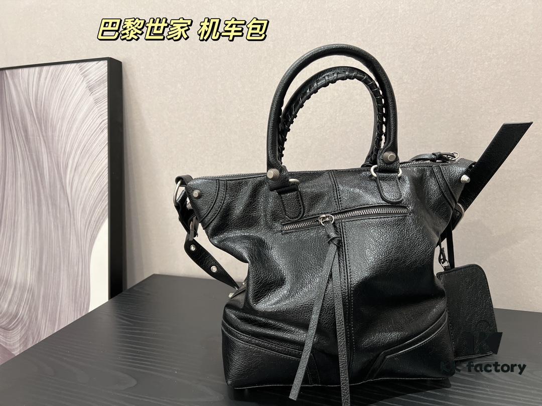 692fac7d99f2d84055c86603 Balenciaga Motorcycle Bag - Classic Vision for the Future, Stylish Unisex Design