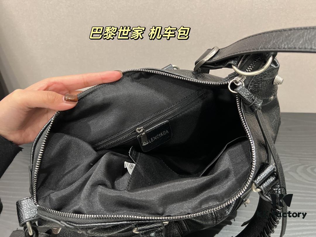 692fac7e99f2d84055c86605 Balenciaga Motorcycle Bag - Classic Vision for the Future, Stylish Unisex Design