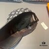 692fac8999f2d84055c86615 Box with Cloth Bag, LV (Louis Vuitton) New Original Single Baseball Cap, Cowhide Combined, 1:1 Mold Customized, Authentic Denim Fabric, Exquisite Craftsmanship, Superior Quality, Basic Head Circumference 56cm, Adjustable Patch
