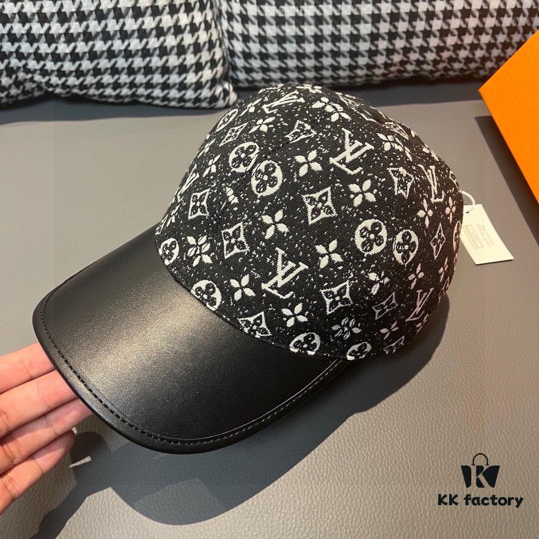692fac9199f2d84055c86620 Box with Cloth Bag, LV (Louis Vuitton) New Original Single Baseball Cap, Cowhide Combined, 1:1 Mold Customized, Authentic Denim Fabric, Exquisite Craftsmanship, Superior Quality, Basic Head Circumference 56cm, Adjustable Patch