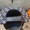 692fac9399f2d84055c86625 Box and Cloth Bag Included, LV (Louis Vuitton) New Original Order Baseball Cap, Cowhide Leather Patchwork, 1:1 Mold Custom Made, Authentic Denim Fabric, Exquisite Craftsmanship, Premium Quality, Standard Head Circumference 56cm, Adjustable Strap