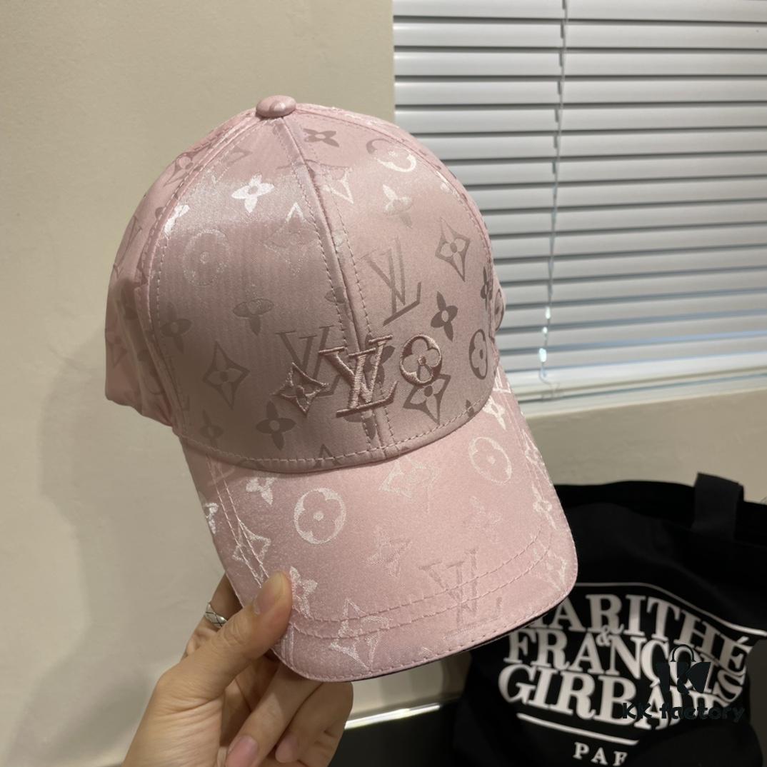 Dust Bag Included [LV] New Arrival Baseball Cap, Synchronized with Official Counter Release, Premium Design Perfectly Matchable, Grab Yours Now! Hat, Fisherman Cap, Knit Cap