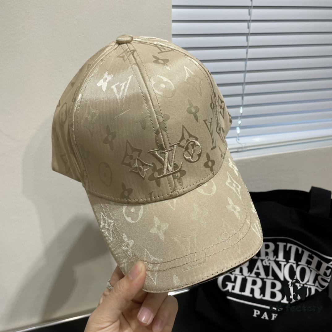 Dust Bag Included [LV] New Arrival Baseball Cap, Synchronized with Official Counter Release, Premium Design Perfectly Matchable