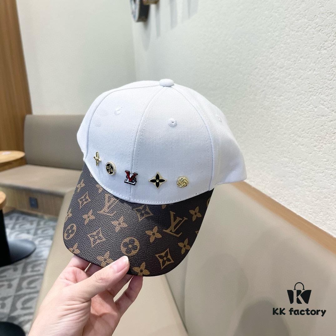 692facb499f2d84055c86666 Louis Vuitton New Arrival Authentic Replica Baseball Cap, Classic Checkered Pattern, 1:1 Mold Customized, Original Department Store Fabric with Top-Grade Leather, Small Checkered Design, Stylish and High Quality, Basic Head Circumference 56cm, Adjustable Patch