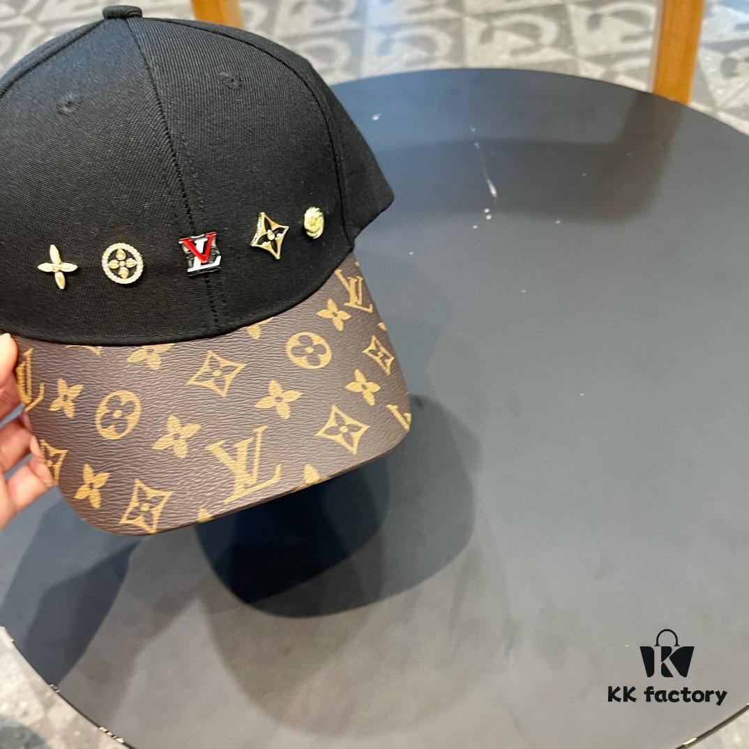 Louis Vuitton New Authentic Replica Baseball Cap, Classic Checkerboard Pattern, 1:1 Custom Molded, Original Store Fabric with Top-Grade Cowhide