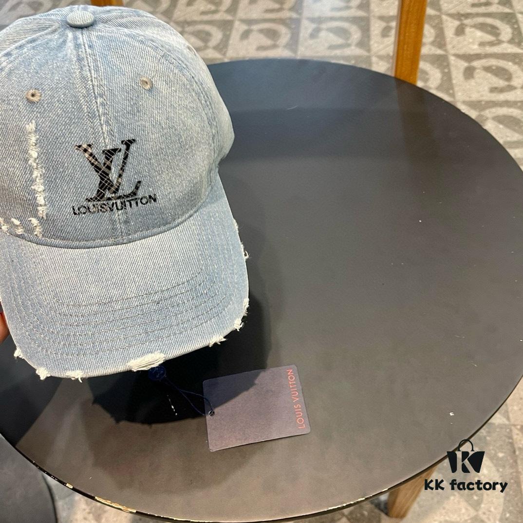 692facd399f2d84055c8669f Louis Vuitton LV Embroidered Baseball Cap, New Arrival from Official Counter, Unisex Sun Hat, Fisherman Cap, Knit Cap