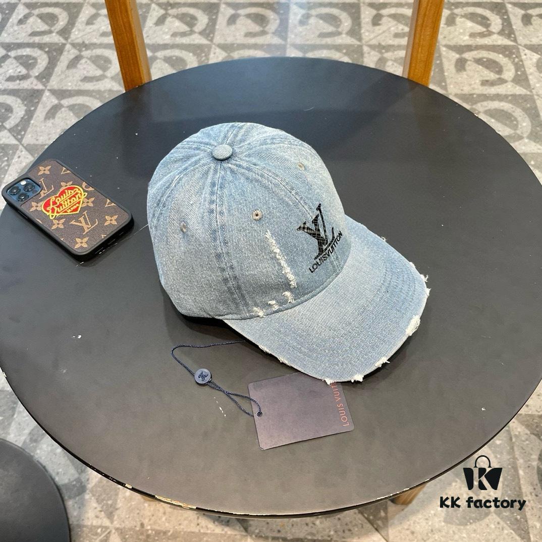 692facd399f2d84055c866a0 Louis Vuitton LV Embroidered Baseball Cap, New Arrival from Official Counter, Unisex Sun Hat, Fisherman Cap, Knit Cap