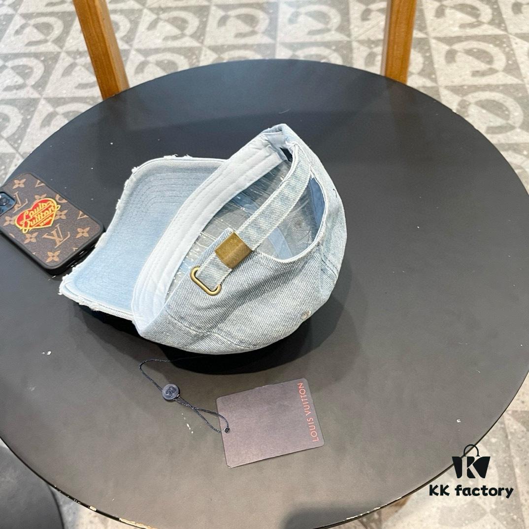 692facd499f2d84055c866a1 Louis Vuitton LV Embroidered Baseball Cap, New Arrival from Official Counter, Unisex Sun Hat, Fisherman Cap, Knit Cap