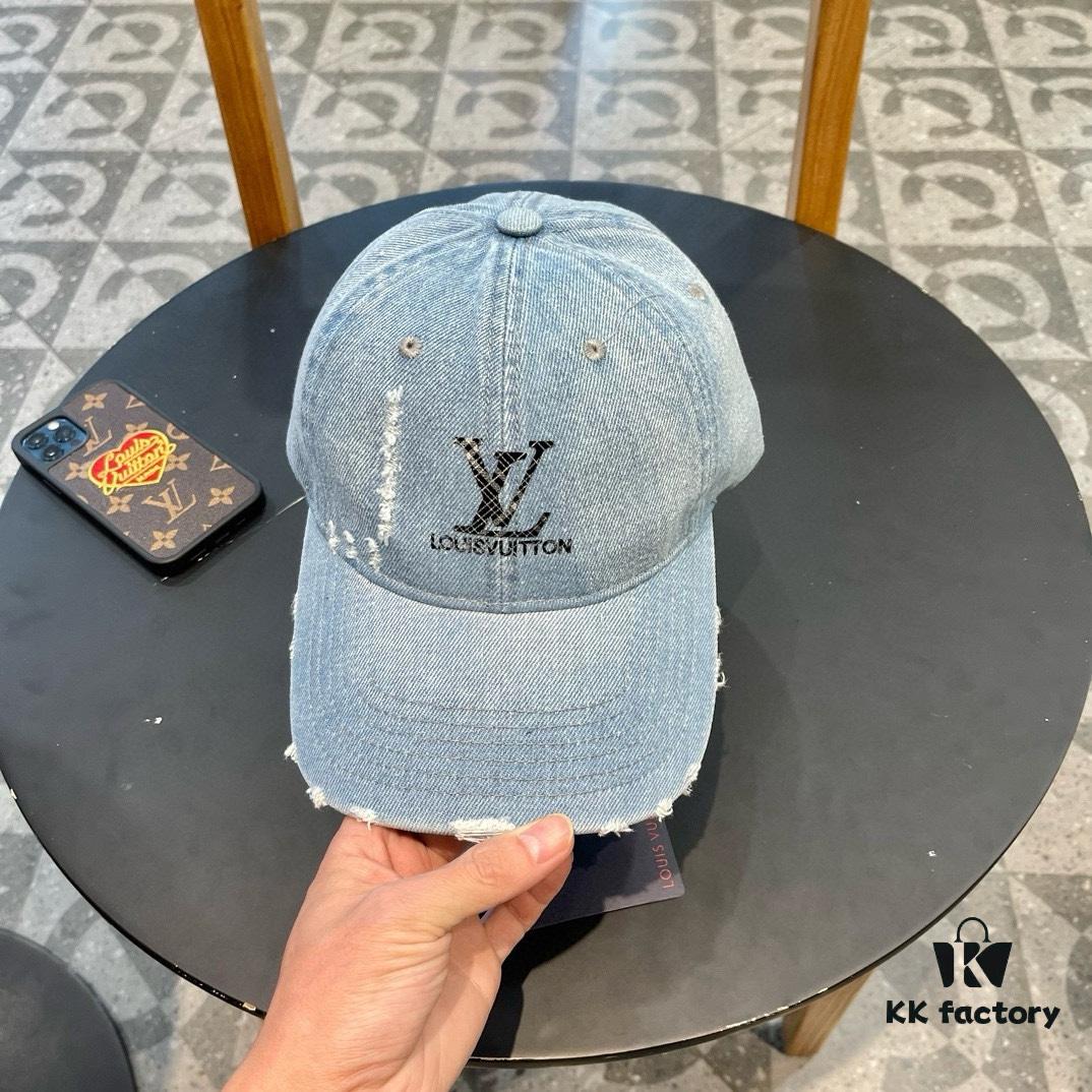 692facd599f2d84055c866a3 Louis Vuitton LV Embroidered Baseball Cap, New Arrival from Official Counter, Unisex Sun Hat, Fisherman Cap, Knit Cap