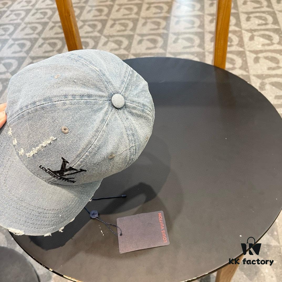692facd699f2d84055c866a5 Louis Vuitton LV Embroidered Baseball Cap, New Arrival from Official Counter, Unisex Sun Hat, Fisherman Cap, Knit Cap