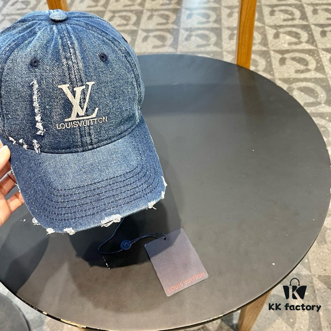 692facd899f2d84055c866a9 Louis Vuitton LV Embroidered Baseball Cap, New Arrival from Official Counter, Unisex Sun Hat, Fisherman Cap, Knit Cap