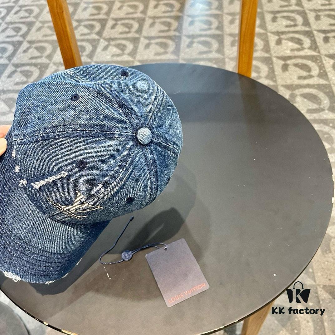692facd999f2d84055c866ac Louis Vuitton LV Embroidered Baseball Cap, New Arrival from Official Counter, Unisex Sun Hat, Fisherman Cap, Knit Cap