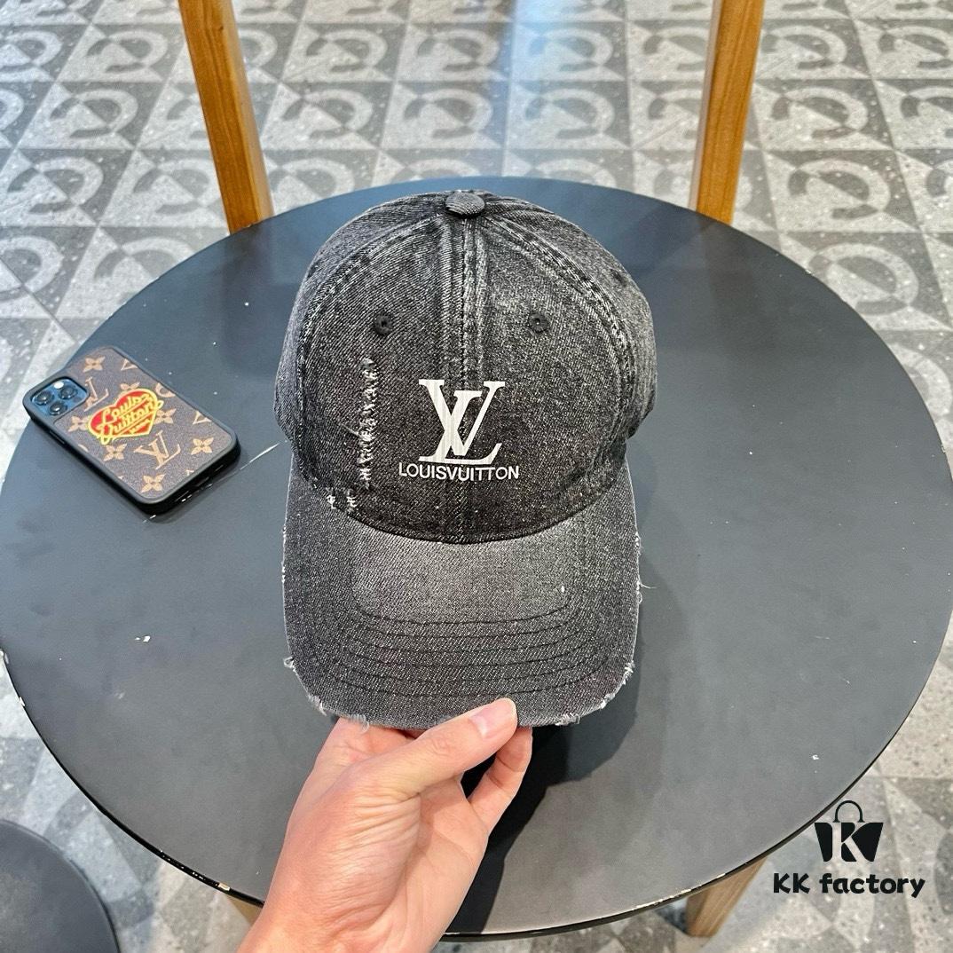 692facdf99f2d84055c866b6 Louis Vuitton LV Embroidered Baseball Cap, New Arrival from Official Counter, Unisex Sun Hat, Fisherman Cap, Knit Cap