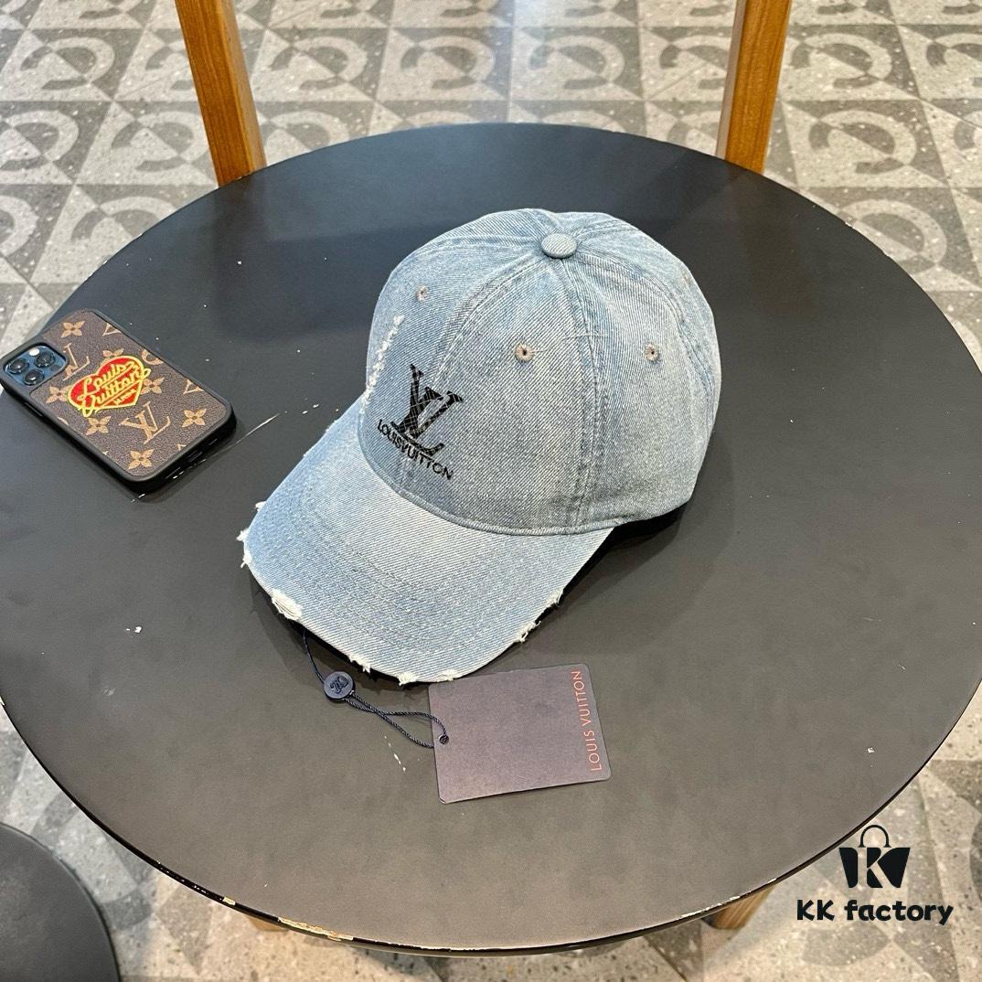 692faceb99f2d84055c866cd Louis Vuitton LV Embroidered Baseball Cap, New Arrival from Official Counter, Unisex Sun Hat, Fisherman Cap, Knit Cap