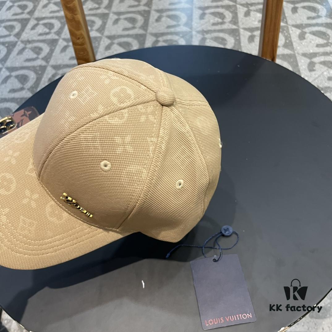 LV (Louis Vuitton) New Original Single Baseball Cap, Embossed Cowhide, 1:1 Mold Customized, Authentic Denim Fabric, Exquisite Craftsmanship, Excellent Quality, Basic Head Circumference 56cm, Adjustable Patch
