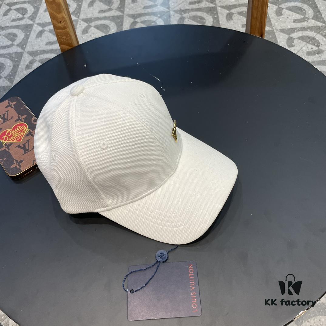 692fad0299f2d84055c86700 LV (Louis Vuitton) New Original Single Baseball Cap, Embossed Cowhide, 1:1 Mold Customized, Authentic Denim Fabric, Exquisite Craftsmanship, Excellent Quality, Basic Head Circumference 56cm, Adjustable Patch