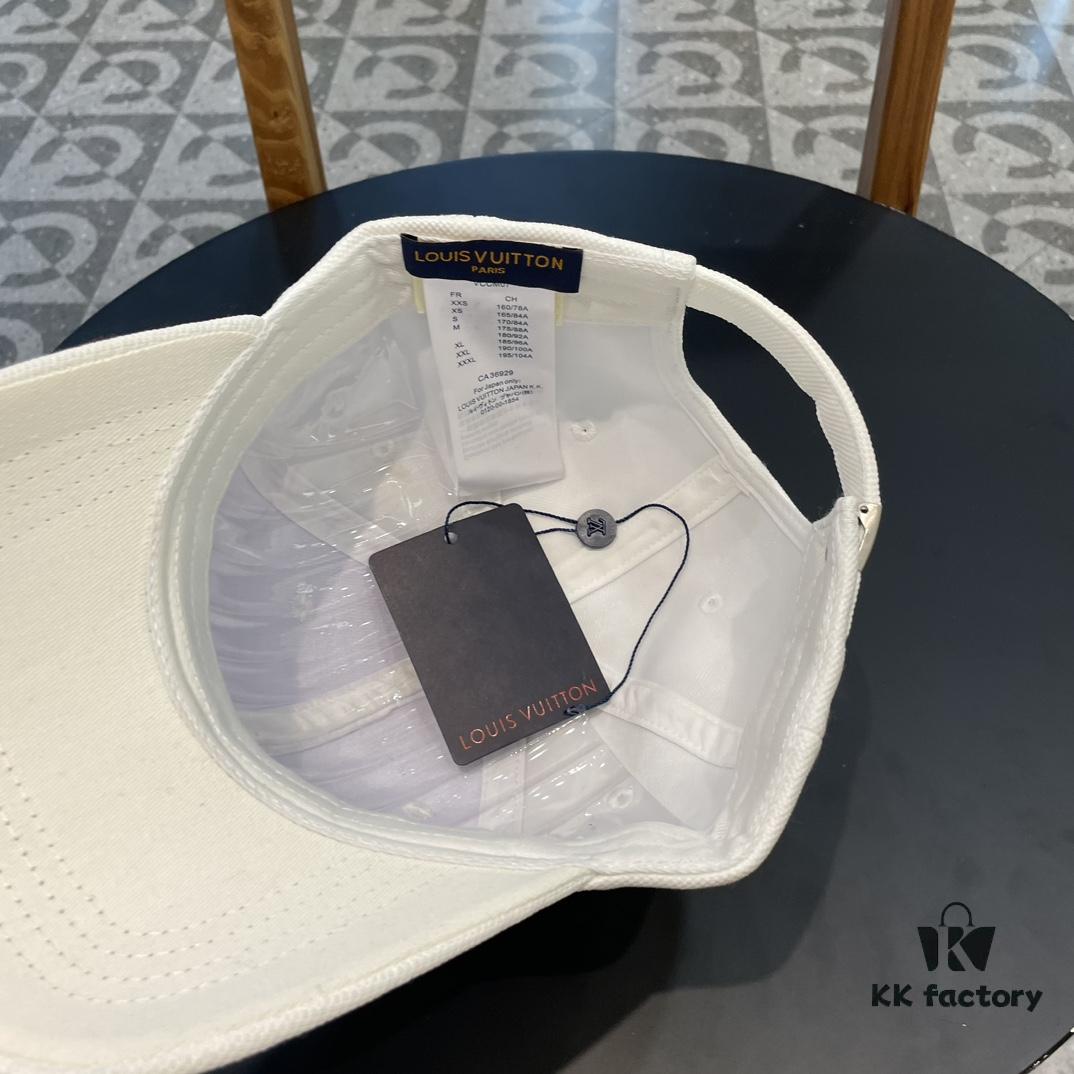 692fad0499f2d84055c86703 LV (Louis Vuitton) New Original Single Baseball Cap, Embossed Cowhide, 1:1 Mold Customized, Authentic Denim Fabric, Exquisite Craftsmanship, Excellent Quality, Basic Head Circumference 56cm, Adjustable Patch