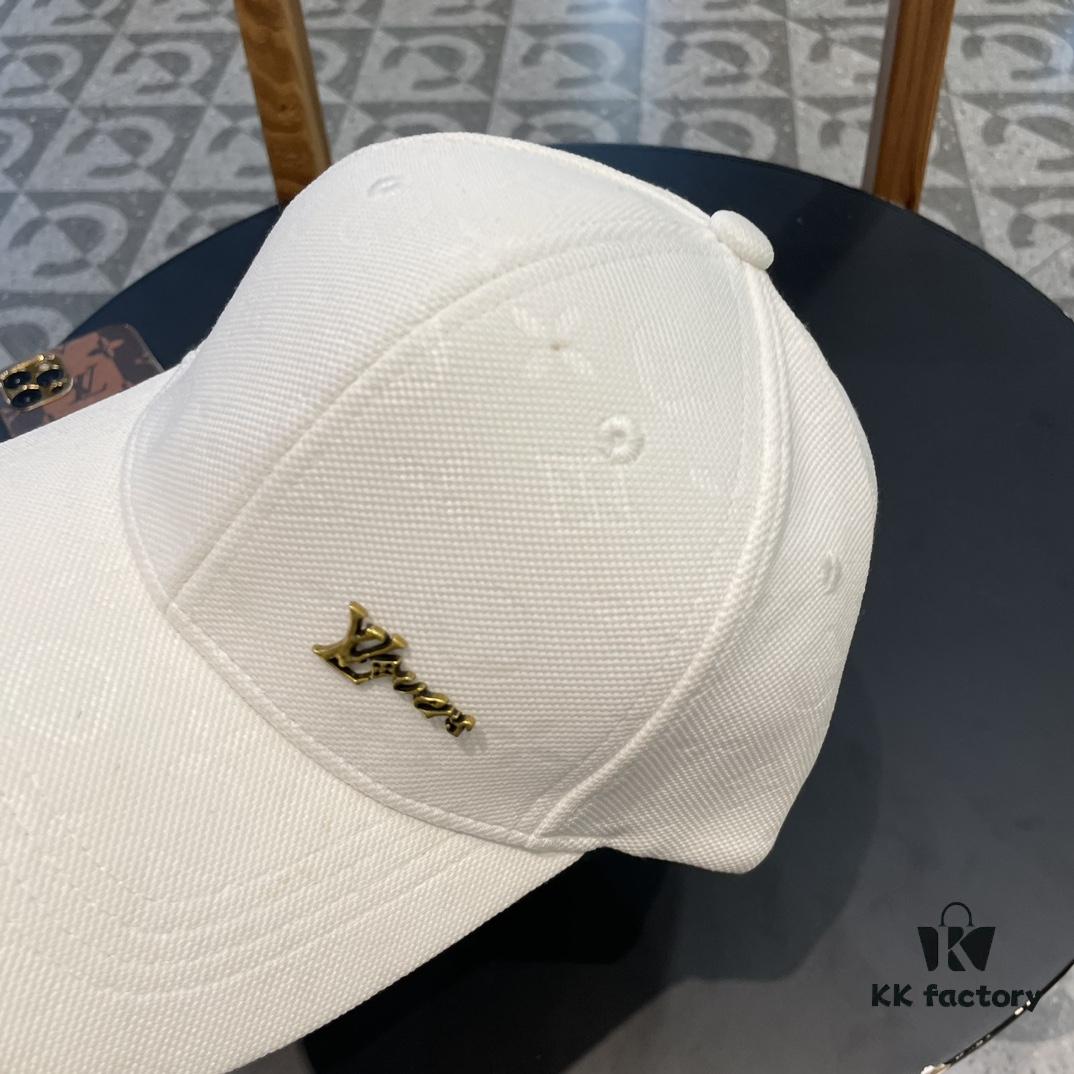 692fad0599f2d84055c86704 LV (Louis Vuitton) New Original Single Baseball Cap, Embossed Cowhide, 1:1 Mold Customized, Authentic Denim Fabric, Exquisite Craftsmanship, Excellent Quality, Basic Head Circumference 56cm, Adjustable Patch