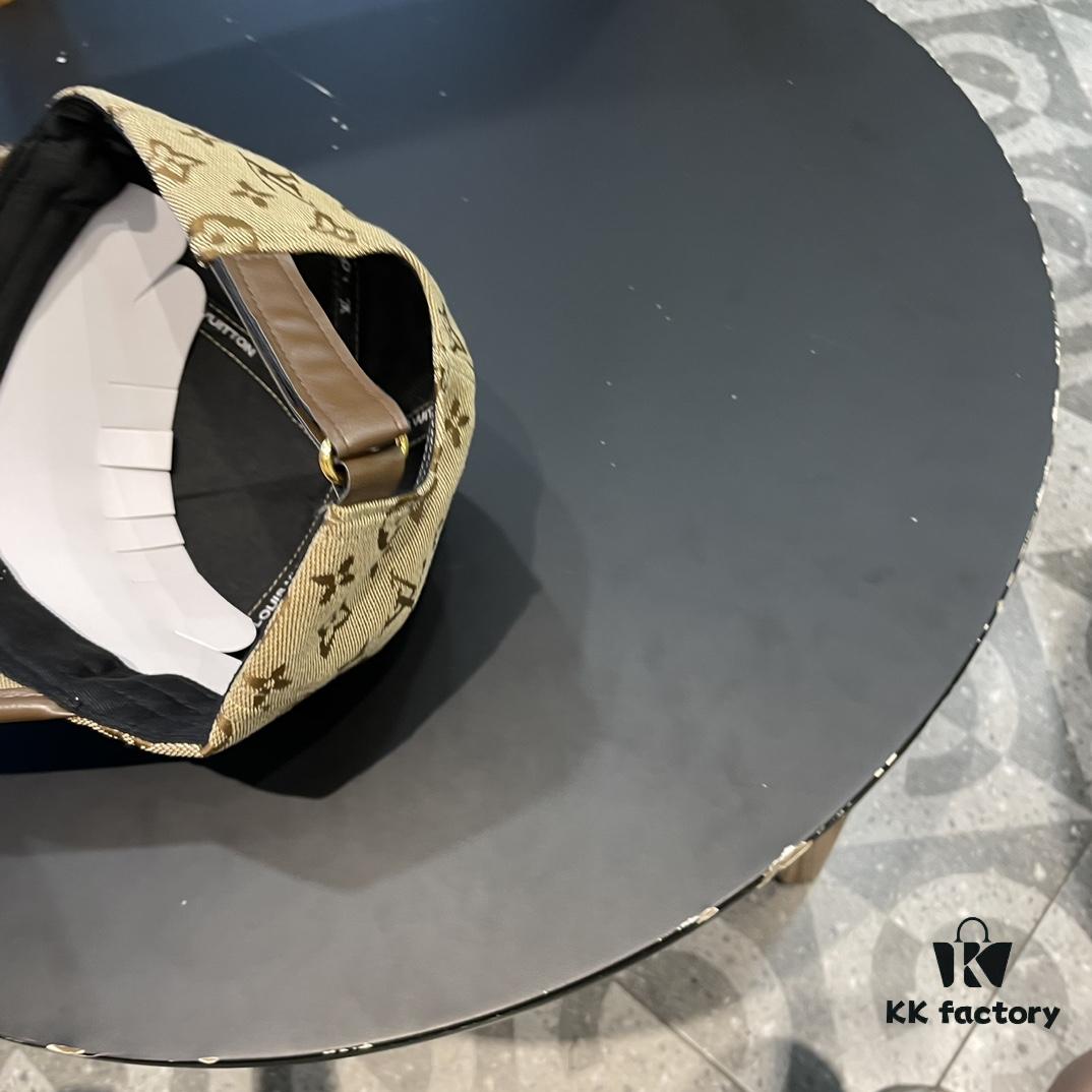 692fad0799f2d84055c8670a LV (Louis Vuitton) New Original Single Baseball Cap, Monogram Patchwork, 1:1 Mold Customized, Authentic Canvas Fabric with Store-Grade Monogram Leather, Heavy Embroidery, Exquisite Craftsmanship