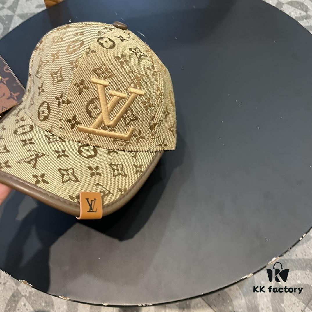 692fad0999f2d84055c8670c LV (Louis Vuitton) New Original Single Baseball Cap, Monogram Patchwork, 1:1 Mold Customized, Authentic Canvas Fabric with Store-Grade Monogram Leather, Heavy Embroidery, Exquisite Craftsmanship