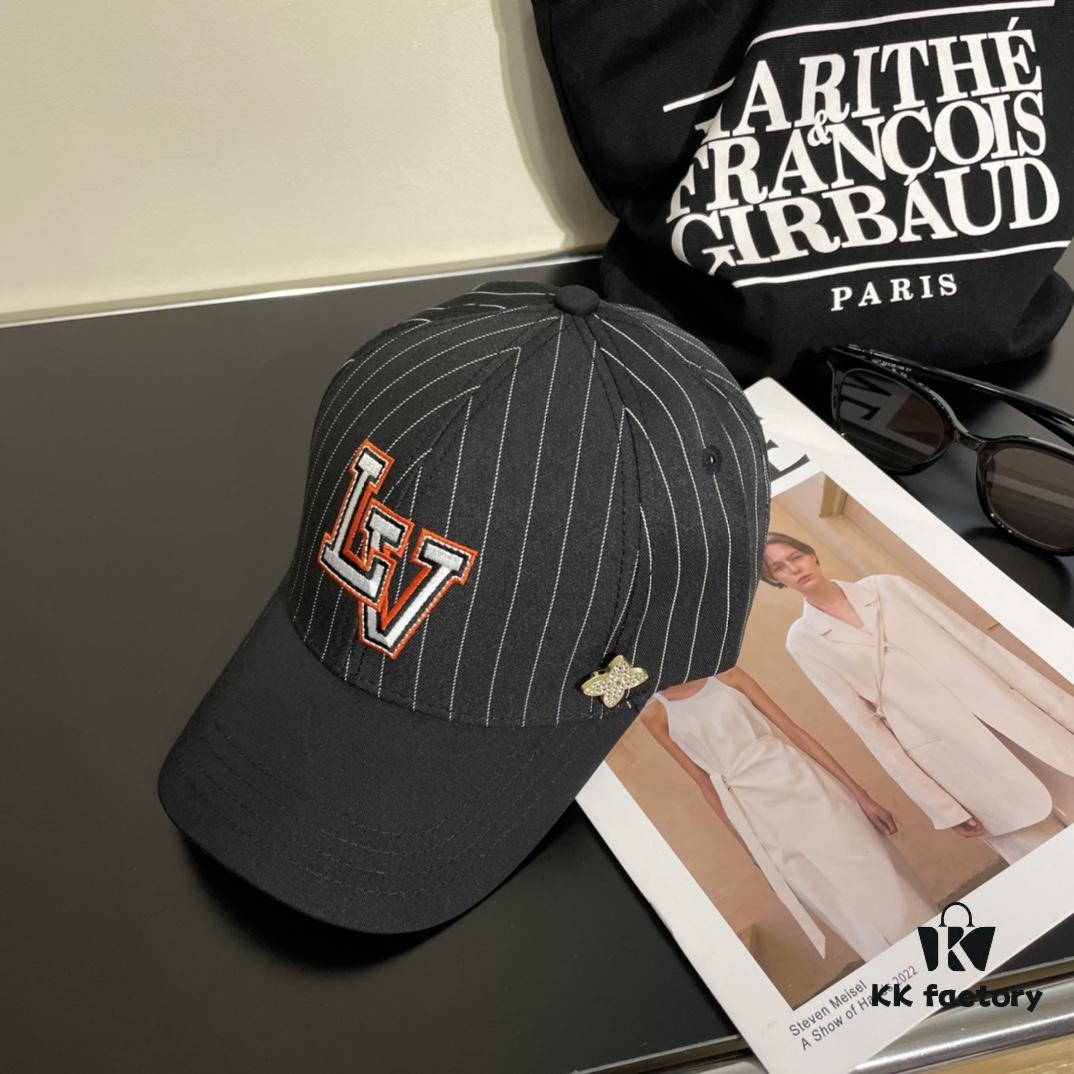 692fad3a99f2d84055c86761 Louis Vuitton LV Embroidered Baseball Cap, New Arrival from Official Counter, Unisex Sun Hat, Fisherman Cap, Knit Cap