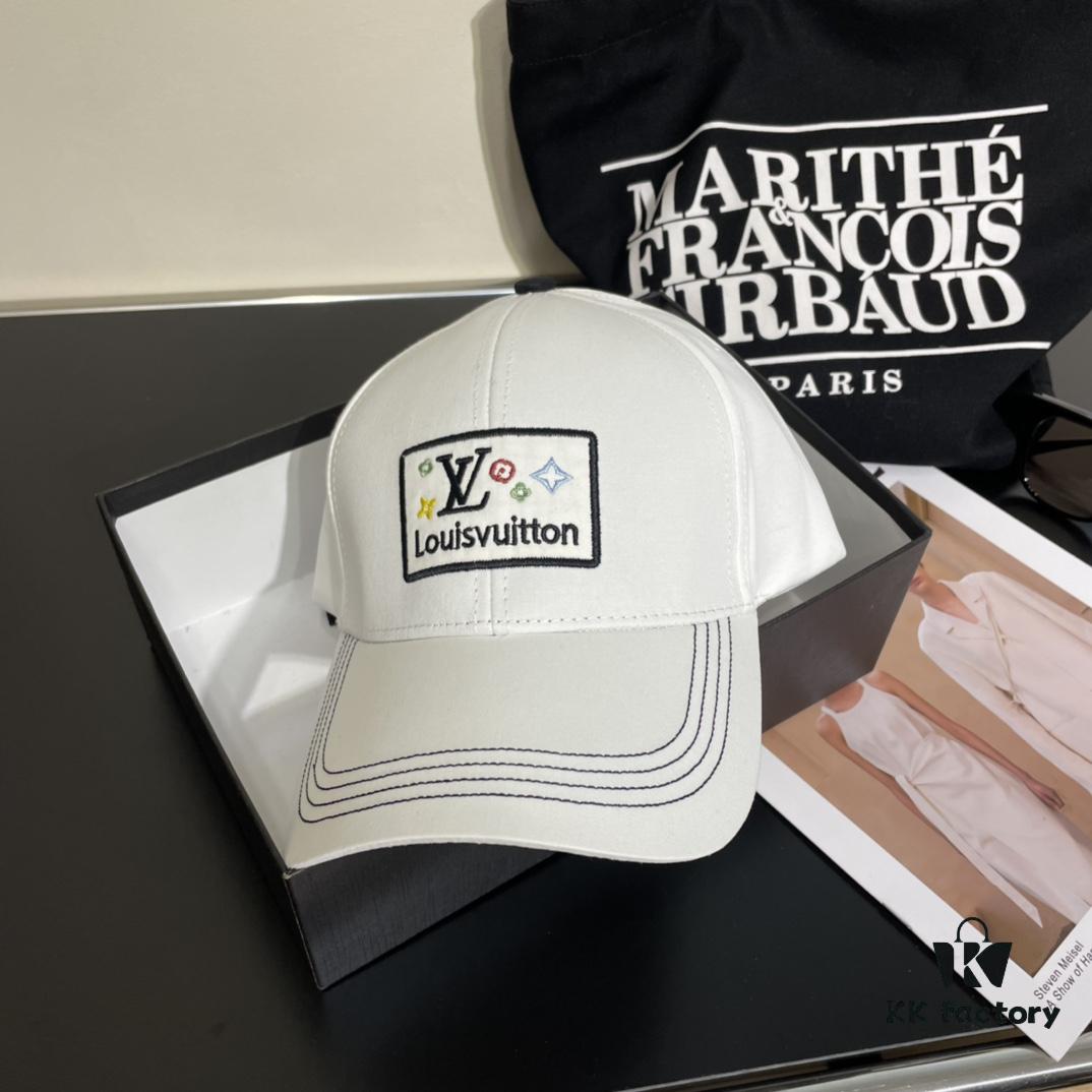 692fad4399f2d84055c8676c LV Louis Vuitton Original Embroidered Baseball Cap, Store Hot-Selling Style, Cotton Lining, Lightweight and Breathable