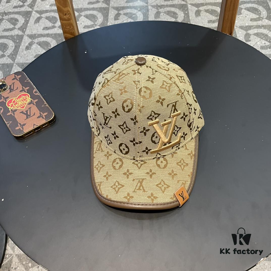 692fad5099f2d84055c86782 LV (Louis Vuitton) New Original Single Baseball Cap, Monogram Patchwork, 1:1 Mold Customized, Authentic Canvas Fabric with Store-Grade Monogram Leather, Heavy Embroidery, Exquisite Craftsmanship