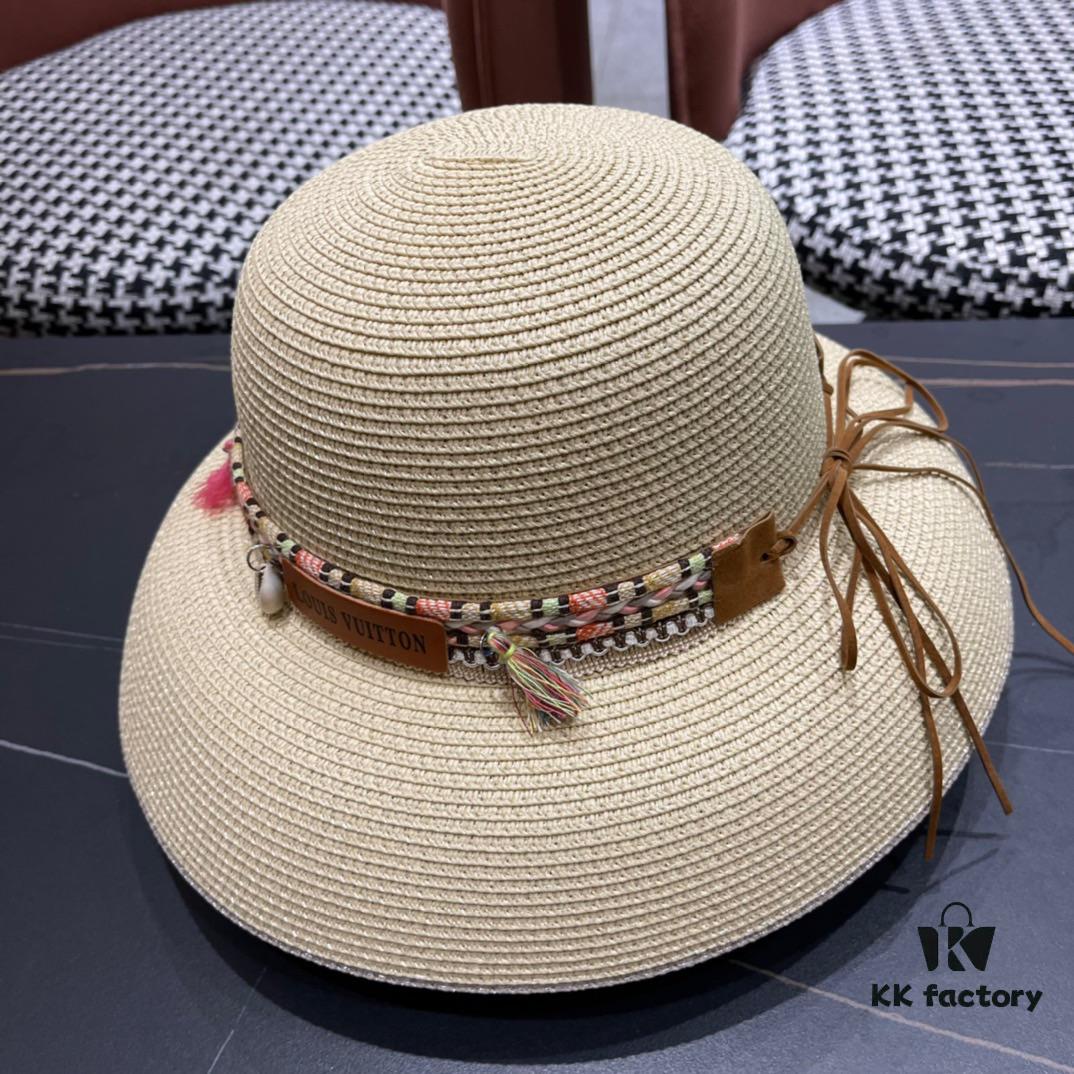 692fad8a99f2d84055c867f3 LV Louis Vuitton 2024 New Sun Protection Straw Hat 😍 Beach Style, Simple and Elegant, Trendy Silhouette, Must-Have for Outings